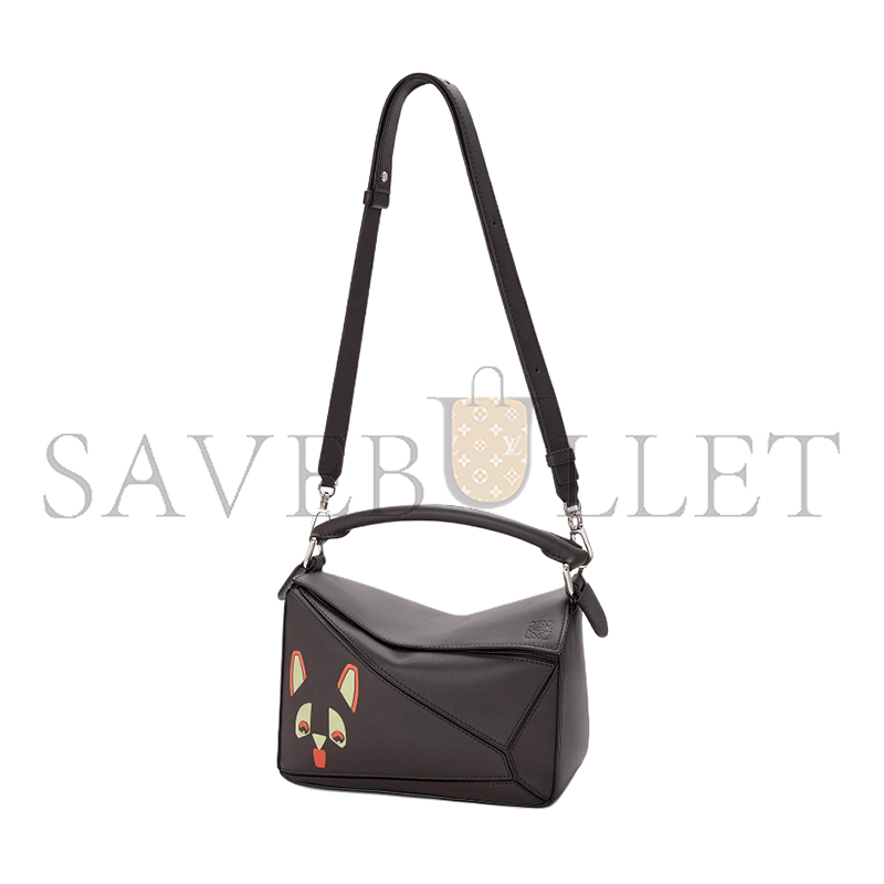 LOEWE SMALL FRINGE CAT PUZZLE IN CLASSIC CALFSKIN A510S21XCH (24*16*10.5cm)